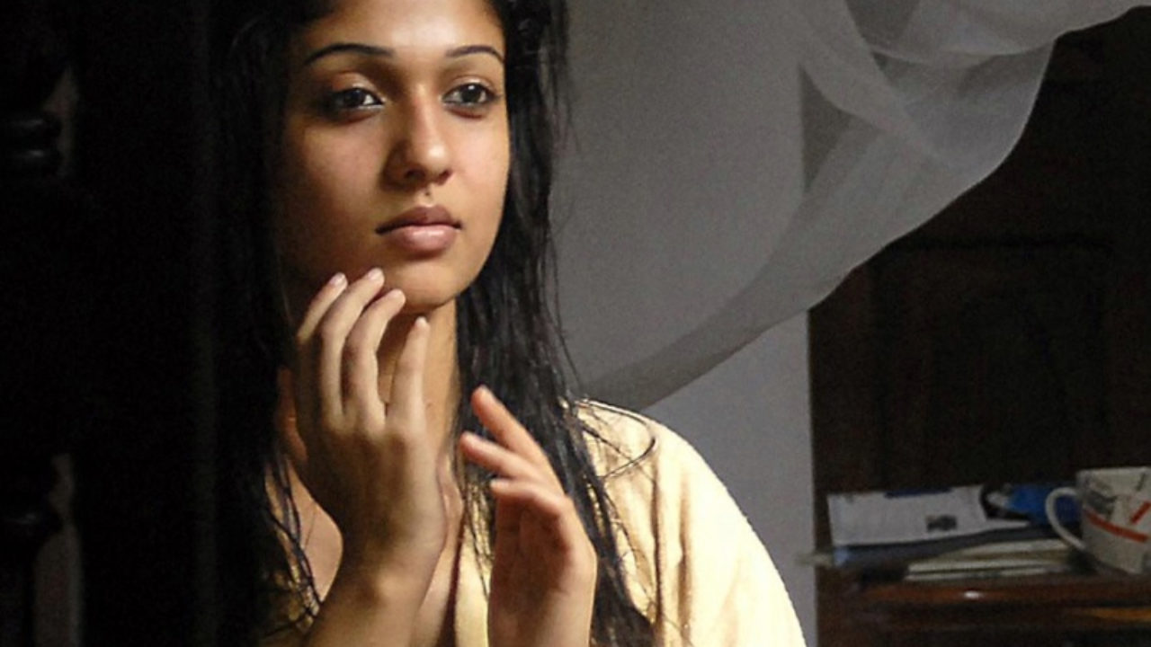[Image: Pictures-Of-Nayanthara-Without-Makeup-1280x720.jpg]
