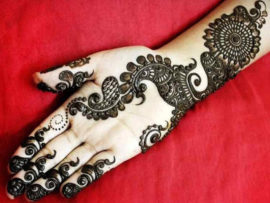 10 Latest Single Line Mehndi Designs with Pictures!