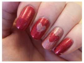 9 Easy Holiday Nail Art Designs with Pictures