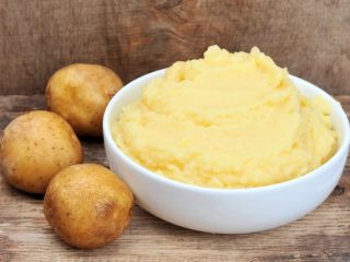 10 Best Potato Face Packs for Glowing Skin!