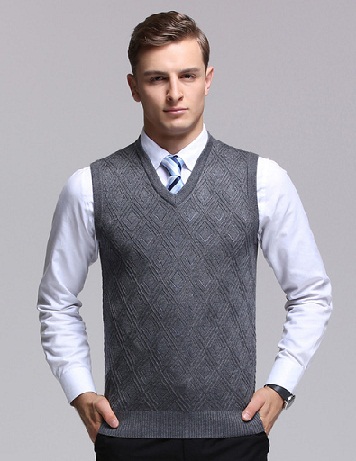 9 Amazing Sweater Vests For Women and Men With Images | Styles At Life