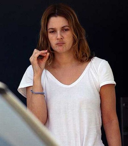  Drew Barrymore Without Makeup 2