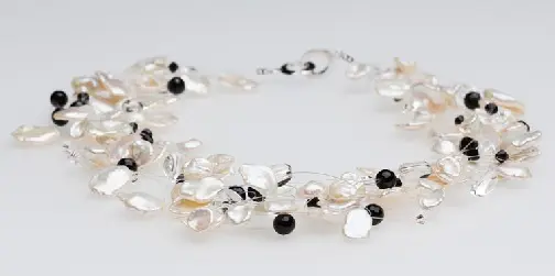 S112907 19''-26" 4 Strands White Keshi Pearl Onyx Necklace 