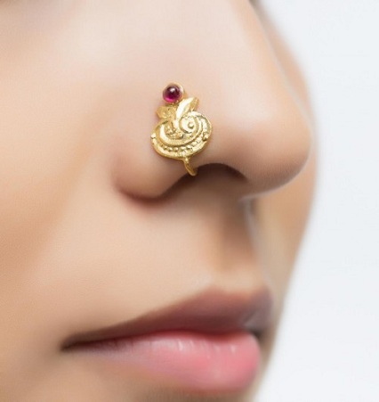 Gold Patti Nose Pin in Ganesha Design