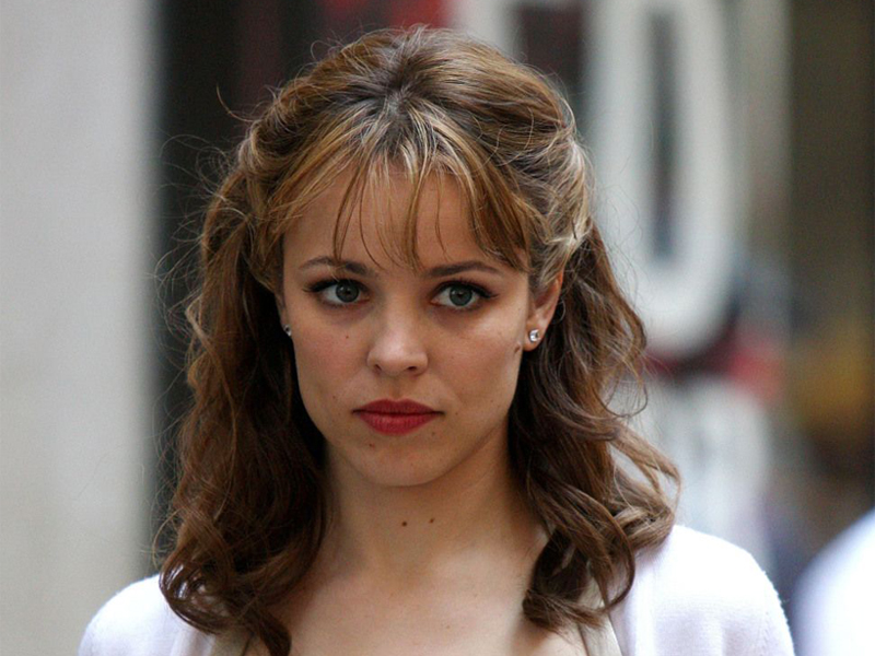What Bangs Suit a Big Forehead? 23 Stylish Ideas for 2023