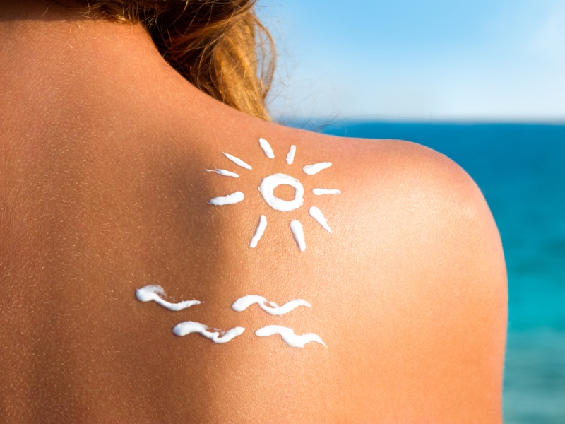Homemade Remedies To Remove Sun Tan From Skin Instantly