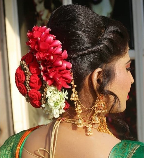 Maharashtrian Bridal Hairstyles 13