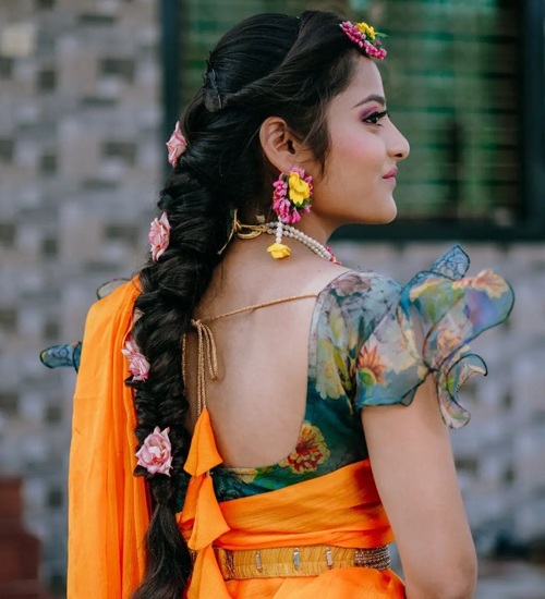 Maharashtrian Bridal Hairstyles 18