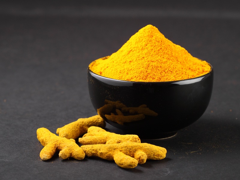 Natural Ways To Use Turmeric For Fair Skin