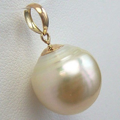 Top 9 White Pearl Jewellery Designs for Women in Fashion | Styles At Life