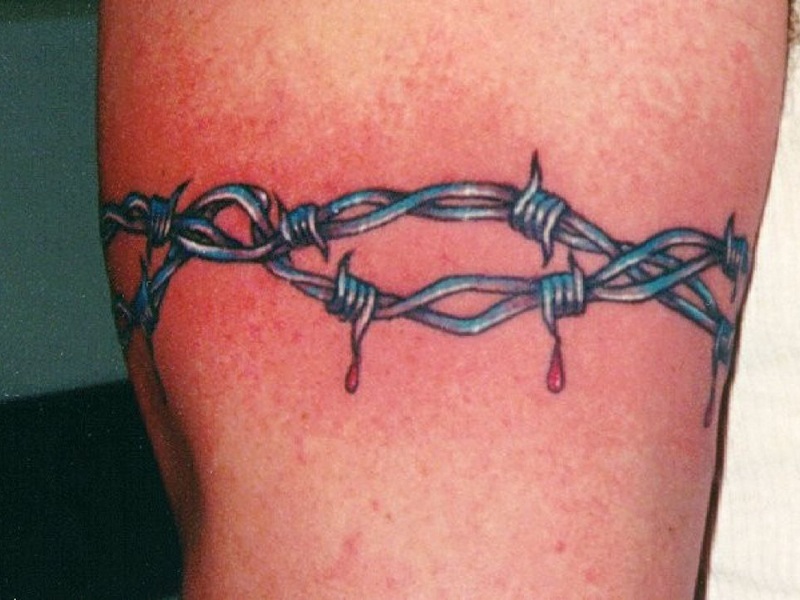 Top 8 Striking Barbed Wire Tattoo Designs | Styles At Life