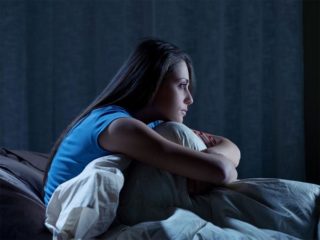Insomnia Symptoms, Causes and Prevention Tips