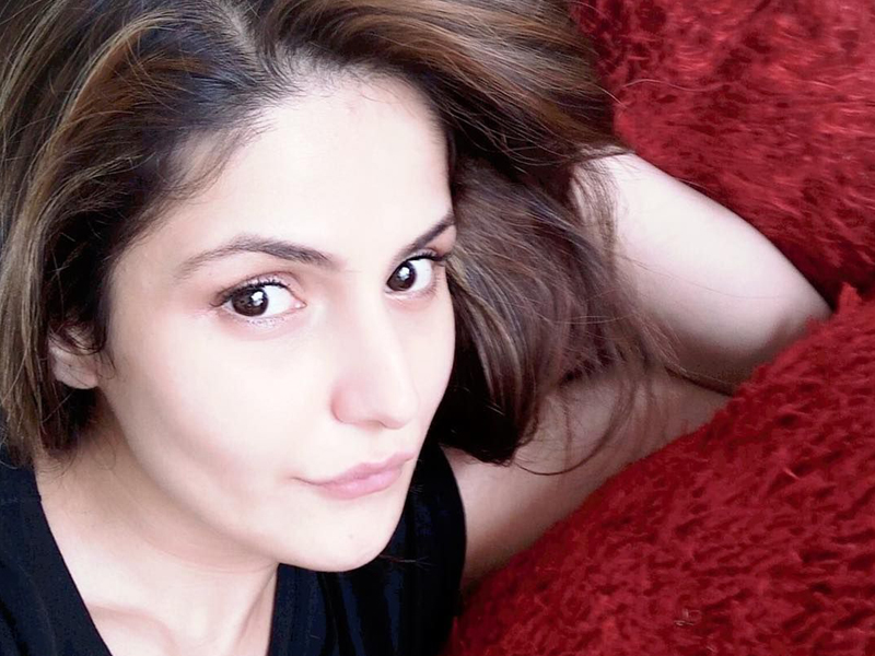 Zarine Khan Without Makeup