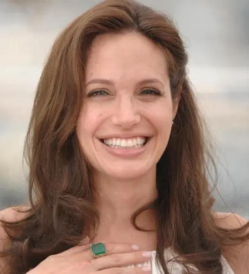 Angelina Jolie Without Eyebrows