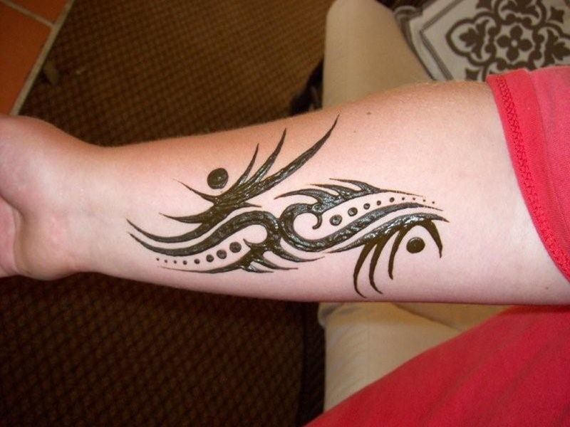 Henna tattoos for men - adds masculine effect