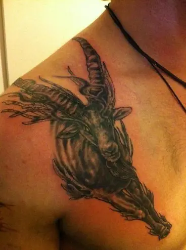 10+ Capricorn Tattoos For Females That Will Blow Your Mind! - alexie