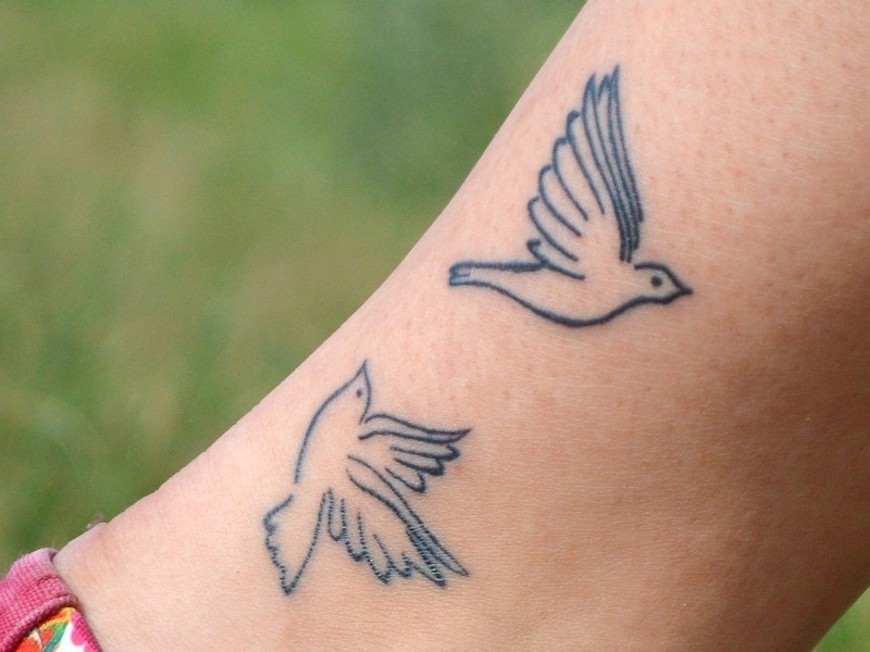 dove tattoo designs and meanings