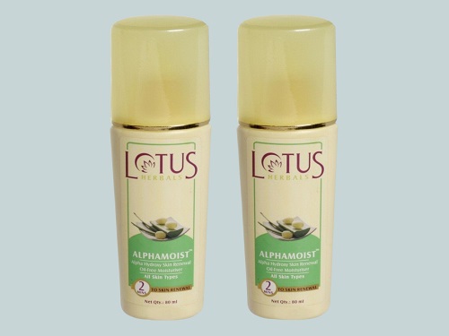 Lotus Herbals Alphamoist Alpha Hydroxy Skin Renewal Oil Free Moisturizer