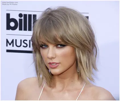 Taylor Swifts hair hits From curlyhaired country star to global icon