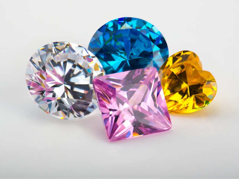 9 Different Shades Of Topaz Birthstones And Its Jewellery Designs