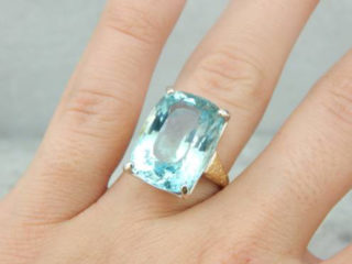 Aquamarine Gemstones: Types, Benefits and Its Jewellery