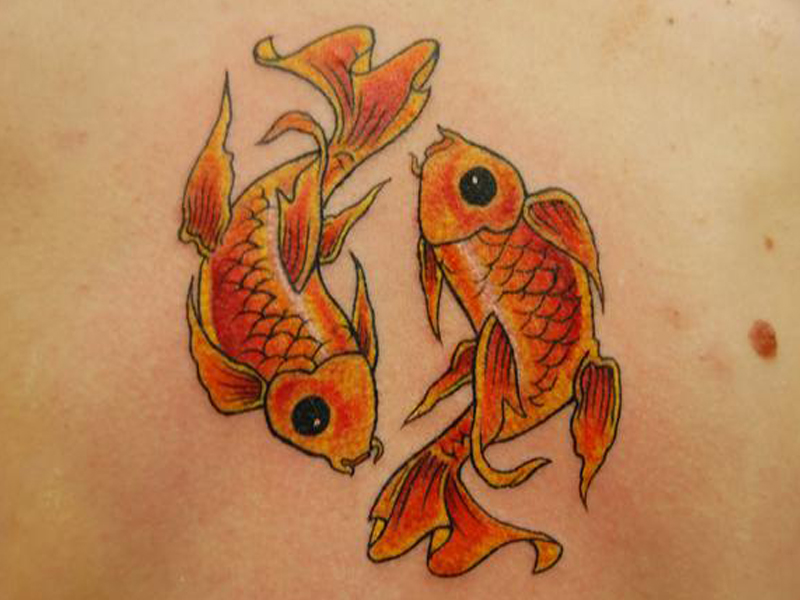 Best Alluring Golden Tattoo Designs