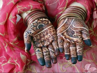 9 Stunning Dulhan Mehndi Designs to Enhance Bridal Look!