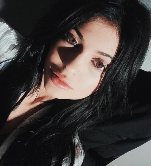 Kylie Jenner without Makeup 9