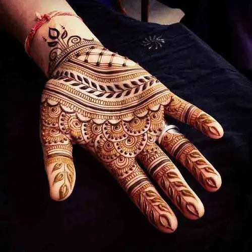 250 Simple Mehndi Design Photos Ideas for Brides To Be
