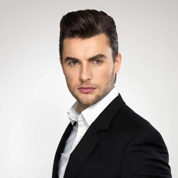 Business Haircuts: 15 Best Hairstyles for Corporate Men 2023