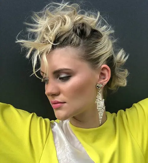 10 Stylish and Contemporary Grunge Hairstyles | Styles At Life