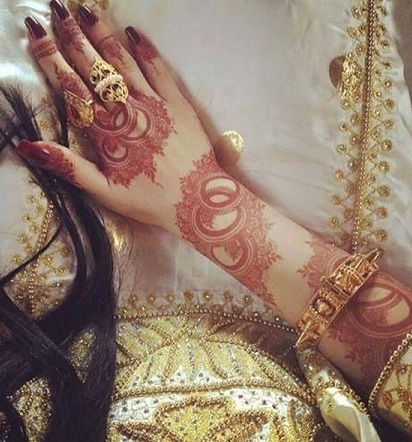 Latest Circular Bridal Mehandi