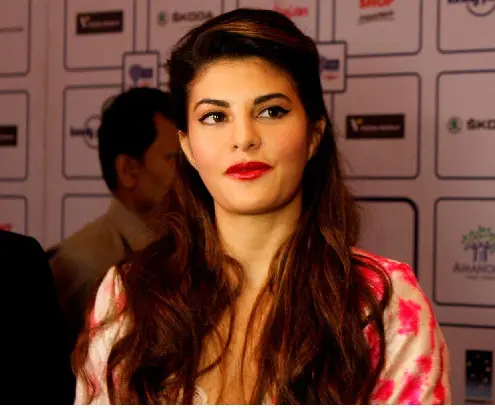 12 Best Jacqueline Fernandez Hairstyles of All Time | Styles At Life