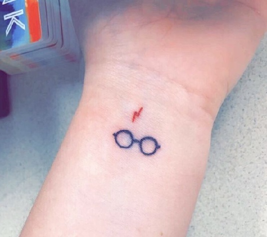 Harry Potter Tattoos: Symbolism from Hogwarts and Beyond-cheohanoi.vn