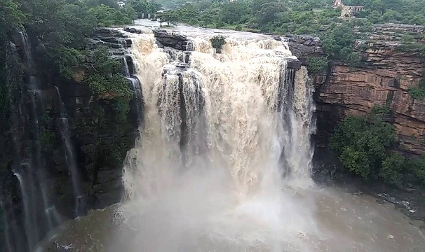 Dhua Kund Waterfalls