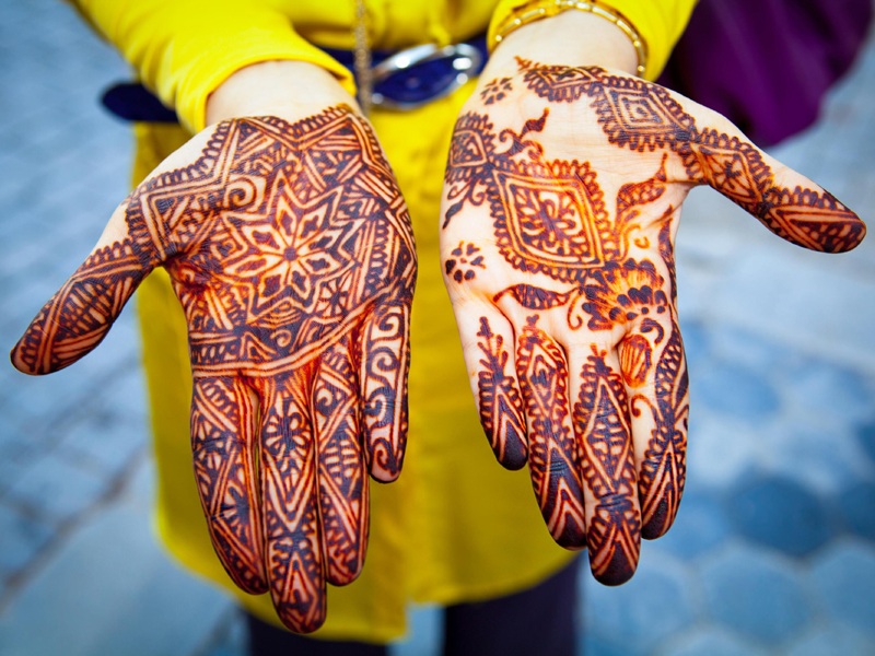 Henna tattoo for kids | Beautiful Mehindi design on Eid - YouTube