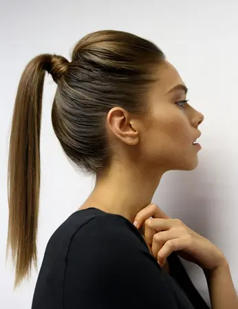 9 Workout Hairstyles for Surviving the Sweatiest Gym Sesh