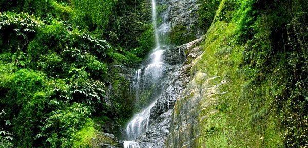 Chadwick Falls most gorgeous waterfalls in Himachal Pradesh