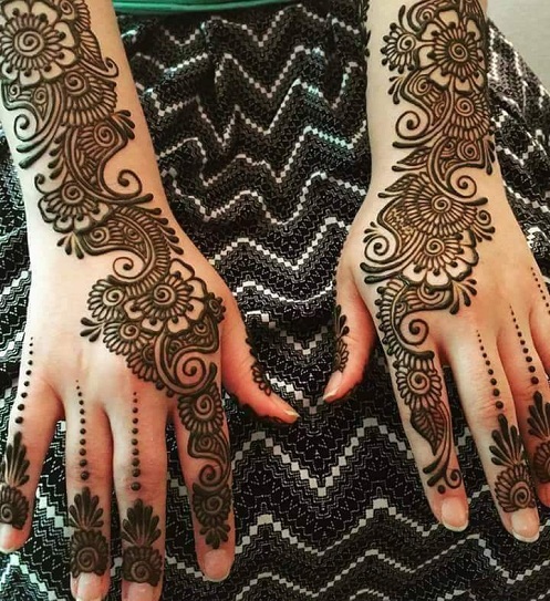 Hand Arabic Mehndi Design