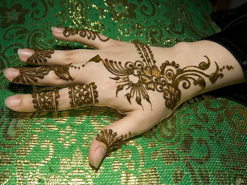 Easy Mehndi Designs With Images
