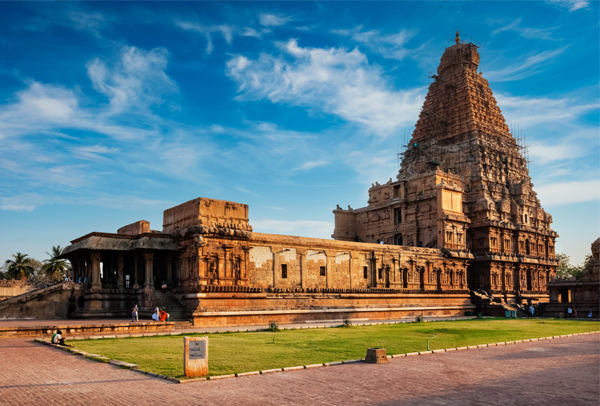 Brihadeeswarar Temple In Thanjavur Largest Temples In India