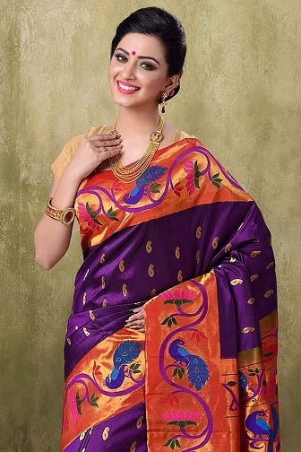 10 Stunning Collection of Brocade Sarees for Luxurious Look