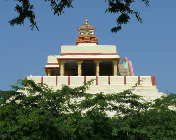 Gandhamadhana Parvatham temple to visit in rameshwaram