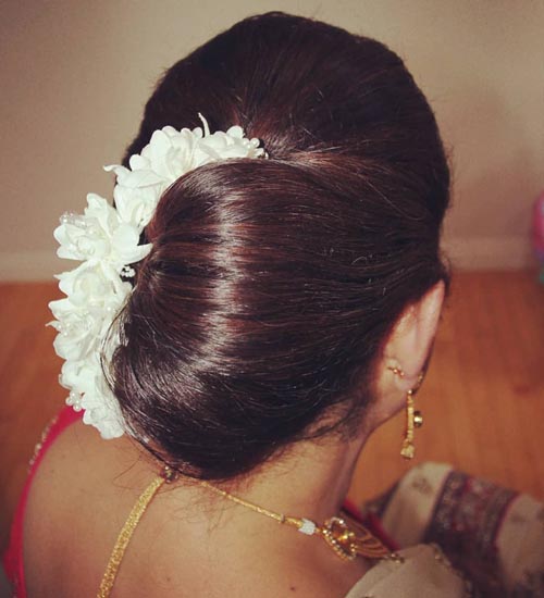 Aggregate 138+ reception hair style for bride latest - POPPY