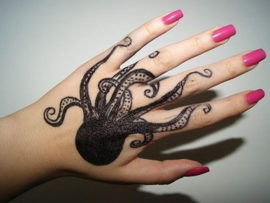 9 Beautiful and Vibrant Octopus Tattoo Designs!