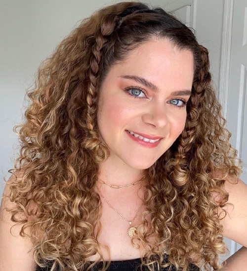 Easy Hairstyle for Curly Hair