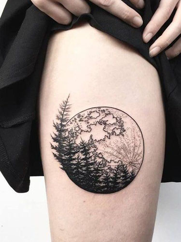 Best Moon Tattoo Designs & Ideas 3