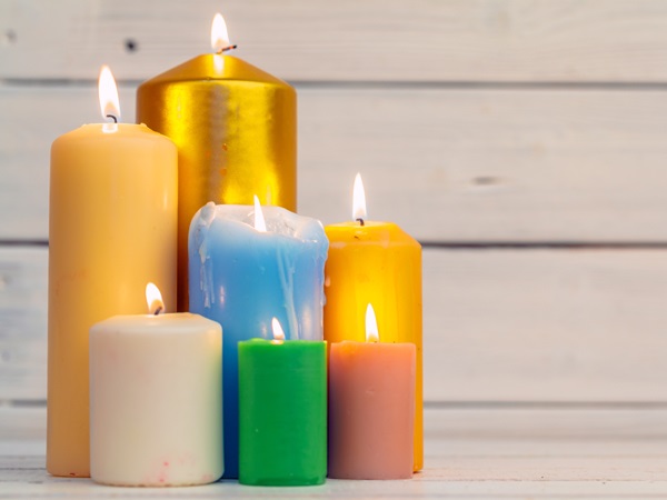 different candles-Pillar Type