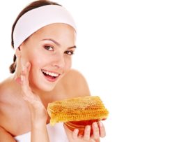 10 Best Homemade Honey Face Packs to Get Clear Skin!