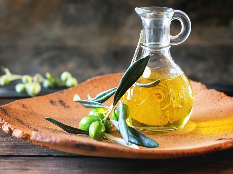 How To Use Olive Oil for Dark Circles Around Eyes